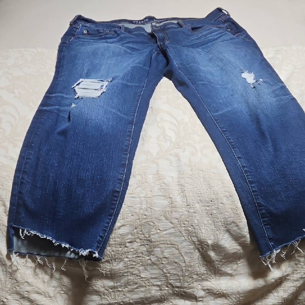 Women's Blue Distressed Jeans Torrid 18 R